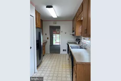 8 Monroe Field Court, Baltimore, MD 21228 - Photo 9