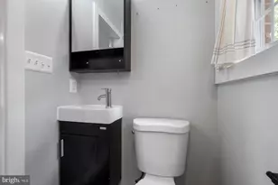 912 Adana Rd, Baltimore, MD 21208 - Photo 11