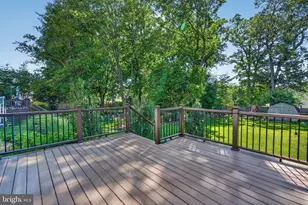 2108 Oak Lodge Rd, Baltimore, MD 21228 - Photo 39
