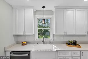 2108 Oak Lodge Rd, Baltimore, MD 21228 - Photo 11