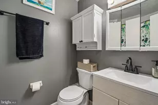 34 Helmsman Ct, Essex, MD 21221 - Photo 11