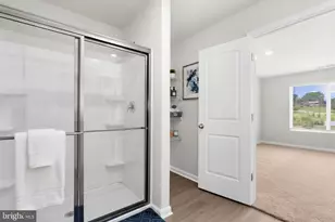 8133 Bartholomew Ct, Baltimore, MD 21206 - Photo 15