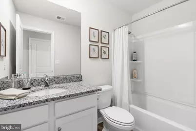 8133 Bartholomew Court, Baltimore, MD 21206 - Photo 19