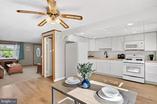 327 Wisewell Ct, Halethorpe, MD 21227 - Photo 13