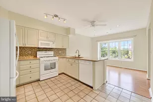 510 Limerick Cir, Lutherville Timonium, MD 21093 - Photo 9