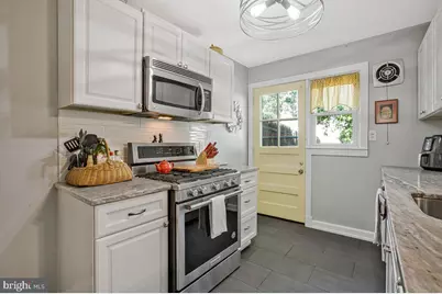 57 Garden Ridge Road, Baltimore, MD 21228 - Photo 9