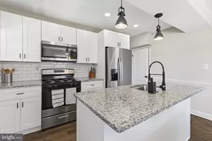1733 White Oak Ave, Parkville, MD 21234 - Photo 3