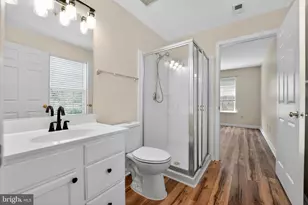 8801 Stoneridge Cir, Pikesville, MD 21208 - Photo 19