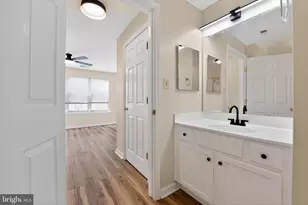 8801 Stoneridge Cir, Pikesville, MD 21208 - Photo 21