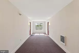 8801 Stoneridge Cir, Pikesville, MD 21208 - Photo 25