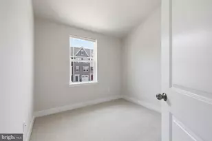 2403 Woodlands Rd, Baltimore, MD 21244 - Photo 31