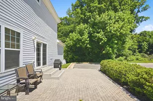 300 Glatisant Pl, Pikesville, MD 21208 - Photo 39