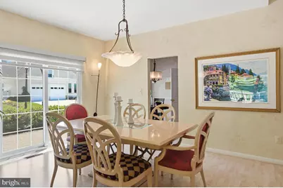 300 Glatisant Place #300, Pikesville, MD 21208 - Photo 7