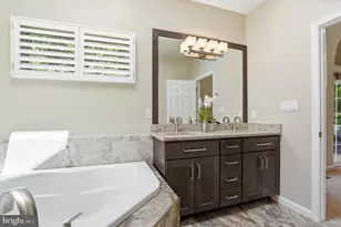 300 Glatisant Pl, Pikesville, MD 21208 - Photo 19