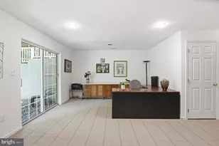 300 Glatisant Pl, Pikesville, MD 21208 - Photo 31