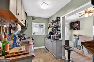 2835 Plainfield Rd, Baltimore, MD 21222 - Photo 9