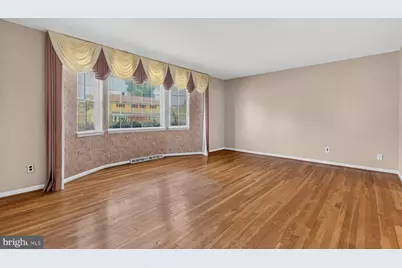 9922 Hoyt Circle, Randallstown, MD 21133 - Photo 3