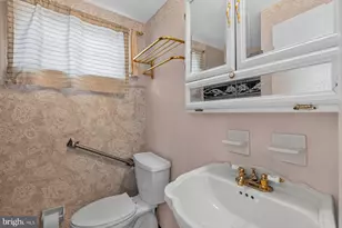 9922 Hoyt Cir, Randallstown, MD 21133 - Photo 23