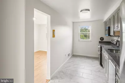 926 Regina Drive, Baltimore, MD 21227 - Photo 11