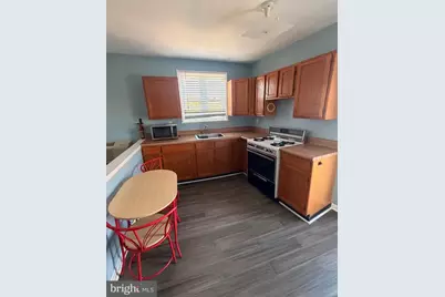 525 Bayside Drive #2ND FLOOR REAR, Dundalk, MD 21222 - Photo 3