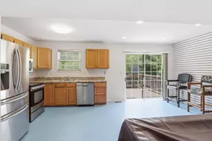 8812 Fox Cir, Perry Hall, MD 21128 - Photo 11