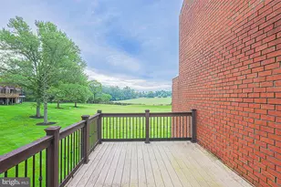 708 Old Crossing Dr, Baltimore, MD 21208 - Photo 11