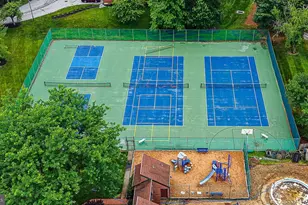 708 Old Crossing Dr, Baltimore, MD 21208 - Photo 25