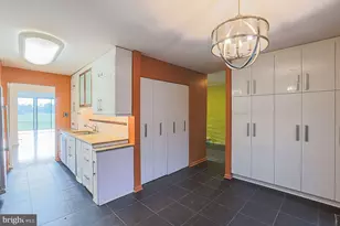 708 Old Crossing Dr, Baltimore, MD 21208 - Photo 7