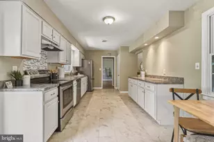 1802 Dulaney Valley Rd, Lutherville Timonium, MD 21093 - Photo 11