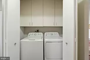 205 E Joppa Rd, Towson, MD 21286 - Photo 23