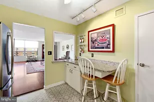 205 E Joppa Rd, Towson, MD 21286 - Photo 11