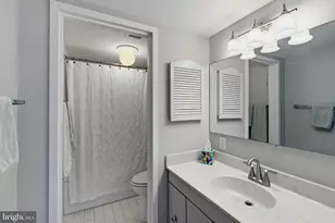 205 E Joppa Rd, Towson, MD 21286 - Photo 21
