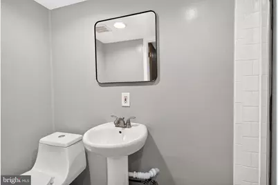 104 W Elm Avenue, Baltimore, MD 21206 - Photo 31