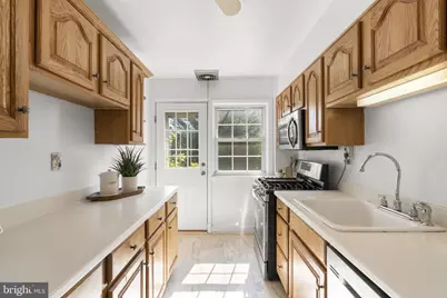 355 Whitfield Road, Baltimore, MD 21228 - Photo 11