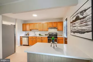 6190 Radecke Ave, Baltimore, MD 21206 - Photo 9