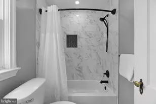 35 Tanglewood Rd, Baltimore, MD 21228 - Photo 21