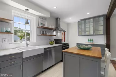 35 Tanglewood Road, Baltimore, MD 21228 - Photo 7