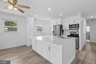 7212 Bay Front Road, Baltimore, MD 21219 - Photo 9