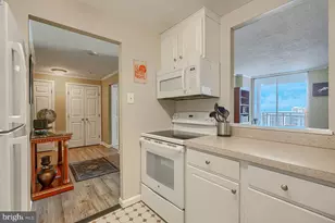 28 Allegheny Ave, Baltimore, MD 21204 - Photo 11