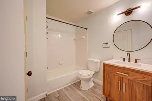 8905 Stone Creek Pl, Pikesville, MD 21208 - Photo 15