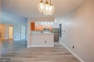 8905 Stone Creek Pl, Pikesville, MD 21208 - Photo 7