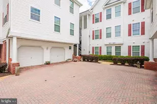 9695 Devedente Dr, Owings Mills, MD 21117 - Photo 3