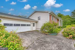 201 Mysticwood Rd, Reisterstown, MD 21136 - Photo 5
