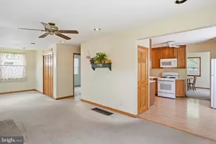 8240 Longpoint Rd, Baltimore, MD 21222 - Photo 7