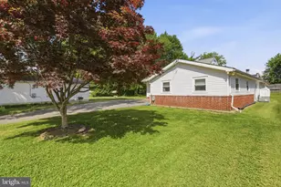 2411 Poplar Rd, Baltimore, MD 21221 - Photo 33