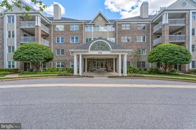 215 Belmont Forest Court #403, Lutherville Timonium, MD 21093 - Photo 3