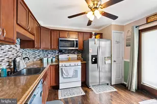 70 Del Rio Rd, Baltimore, MD 21222 - Photo 7