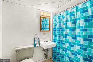 2604 Cub Hill Rd, Baltimore, MD 21234 - Photo 15