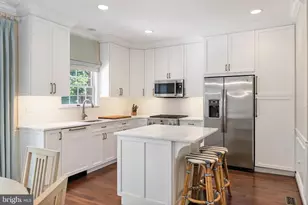 11809 Sherbourne Dr, Lutherville Timonium, MD 21093 - Photo 3
