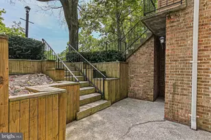 10 Kettle Ct, Windsor Mill, MD 21244 - Photo 25